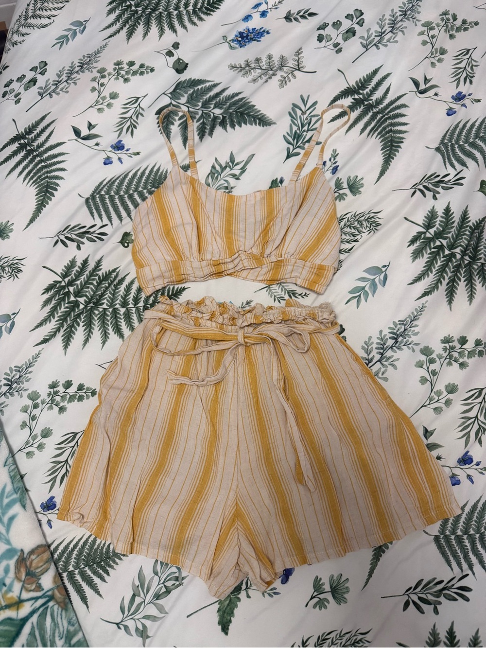 Lily Rose Yellow and Cream Striped Set w/ Pockets